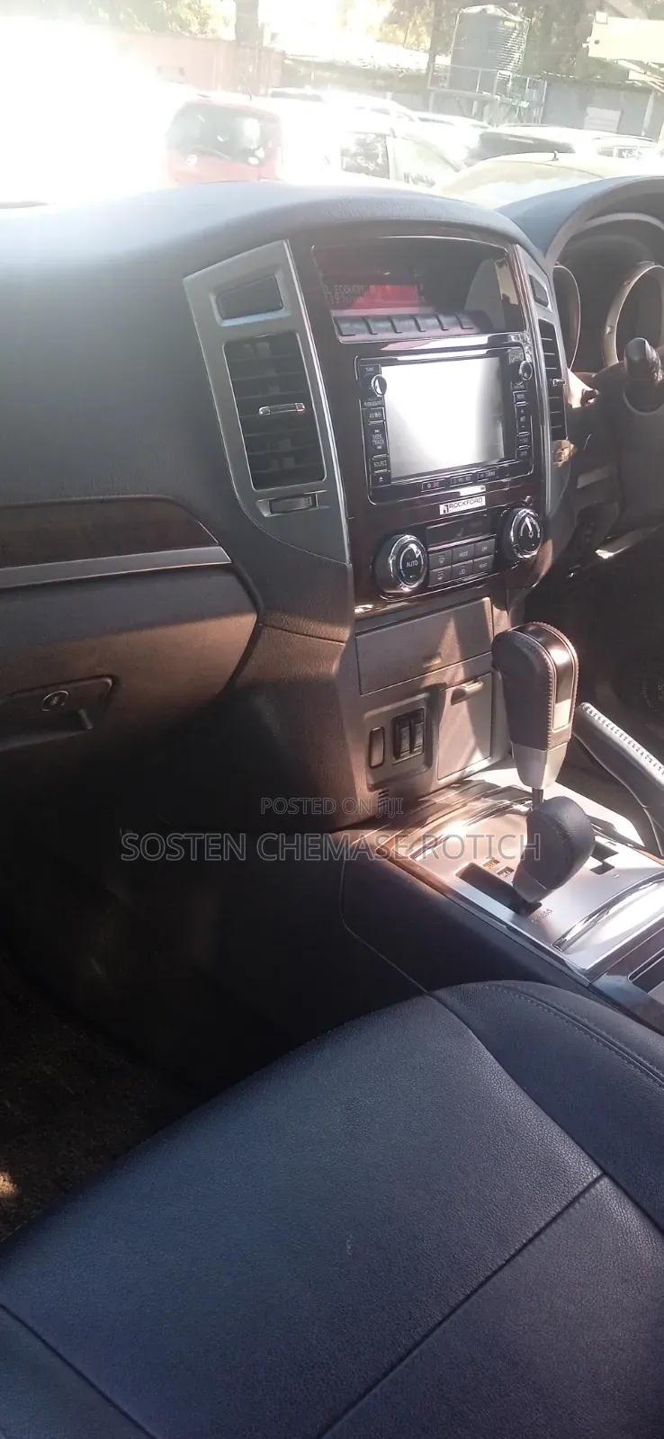 Mitsubishi Pajero 2019 White