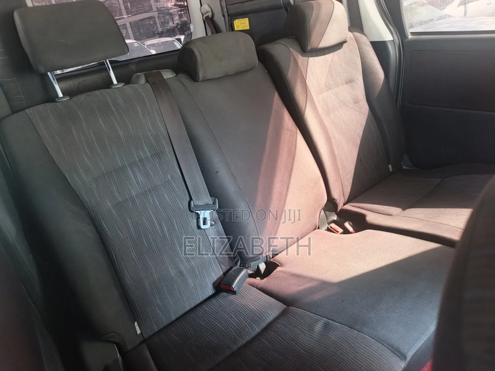 Toyota Noah 2011 White