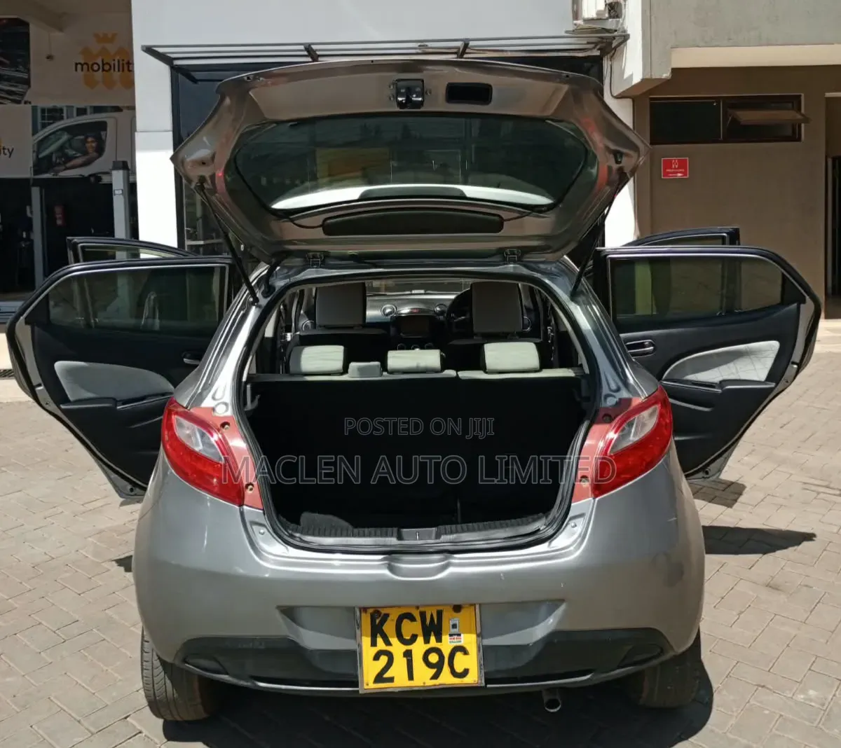 Mazda Demio 2012 Gray
