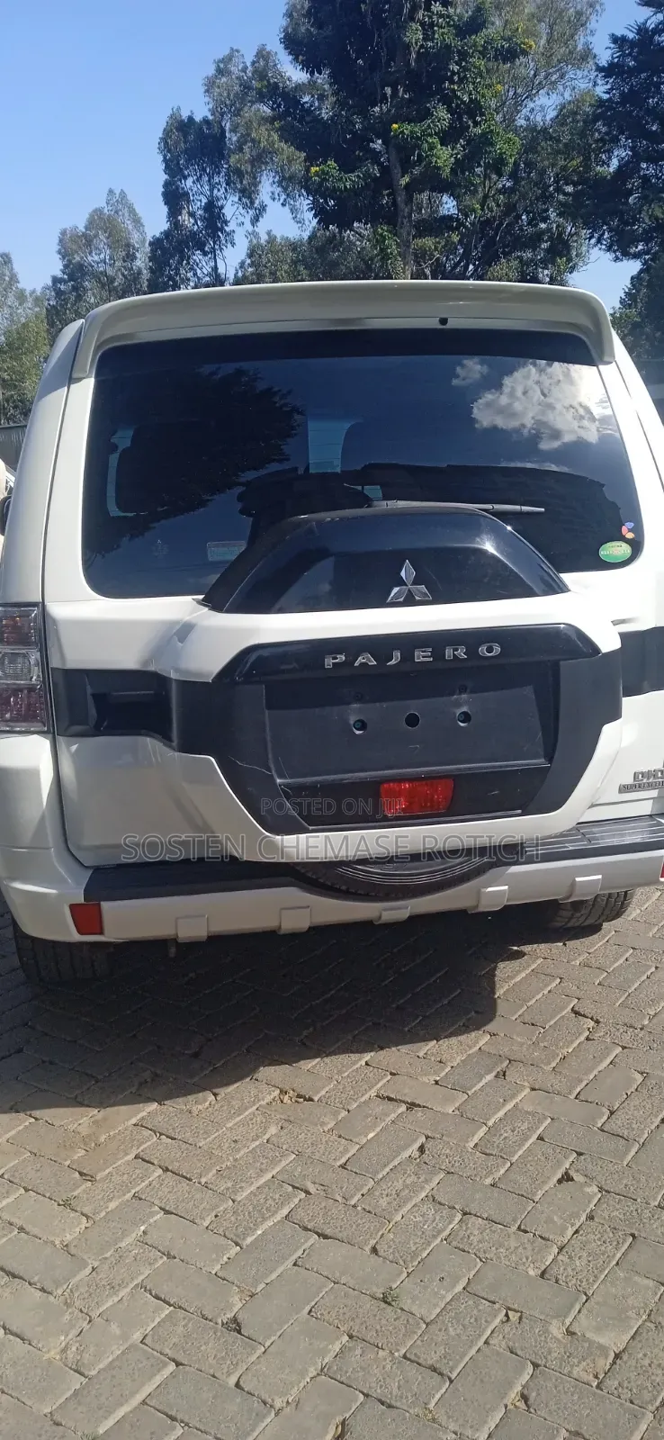 Mitsubishi Pajero 2019 White