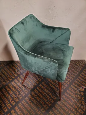 Emarald Green Velvet Accent Armchair