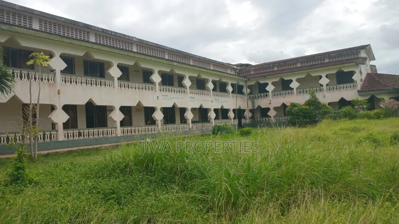 Vacaned Plot With School  Building for Sale in Mtwapa Town