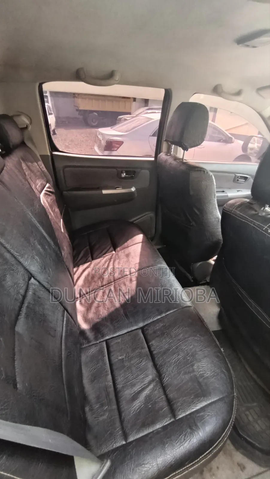 Toyota Hilux 2013 Gray