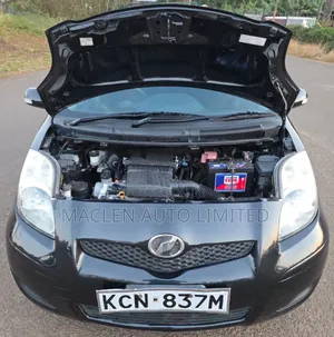 Toyota Vitz 2010 Black