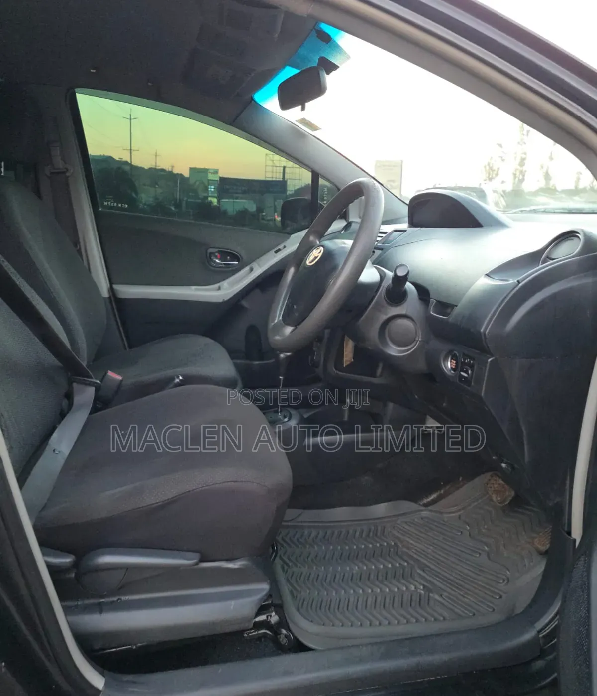 Toyota Vitz 2010 Black
