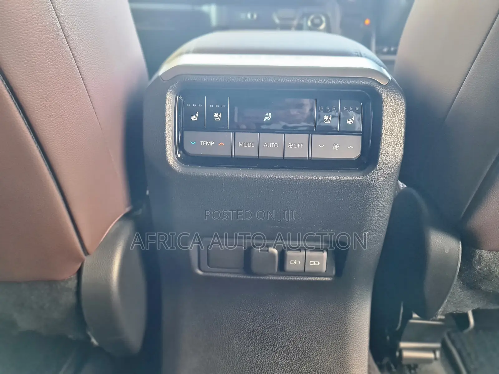 Toyota Land Cruiser LC250 2024 Black