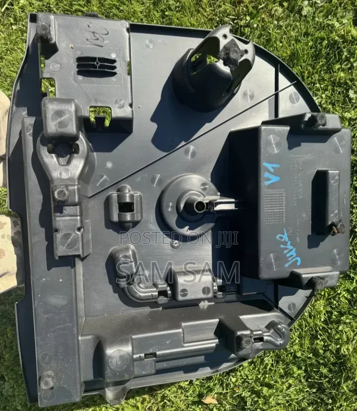 Demio Boot Tray