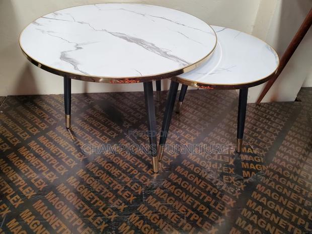 Round Nesting Coffee Table Set