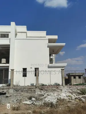 6bdrm Mansion in Nairobi Central for sale