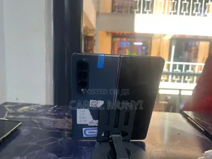 New Samsung Galaxy Z Fold4 512 GB Gray
