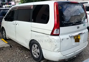 Nissan Serena 2007 White