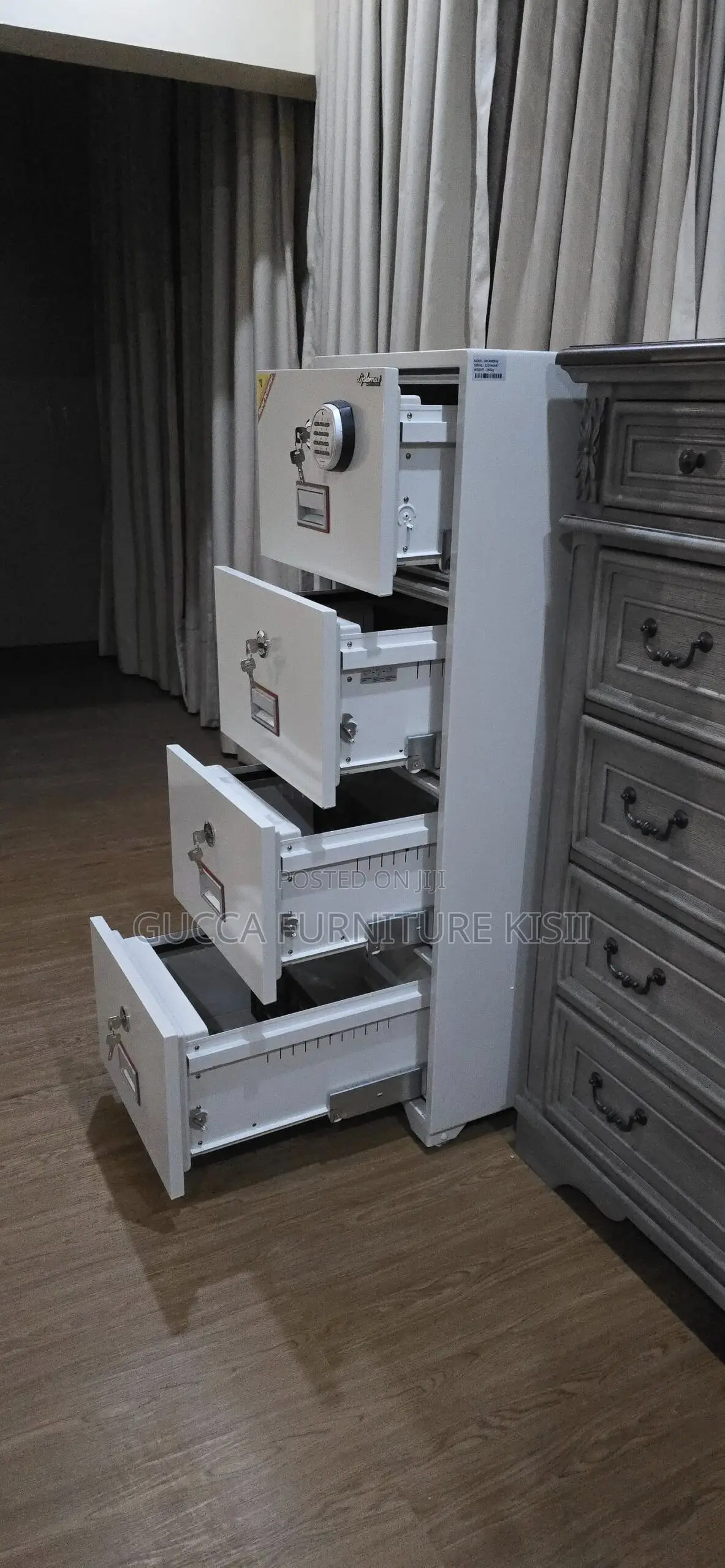 Fireproof Safe; 4-Drawer Fireproof Filing Cabinet