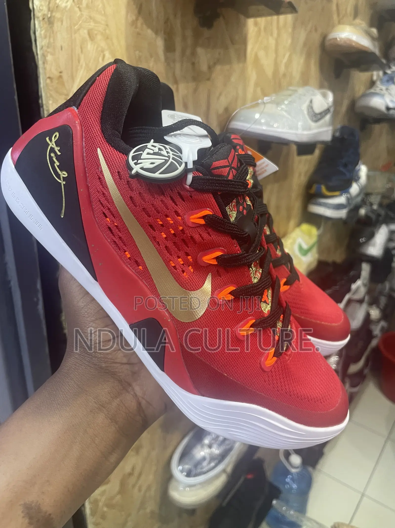 Nike Kobe 9 EM Low Protro