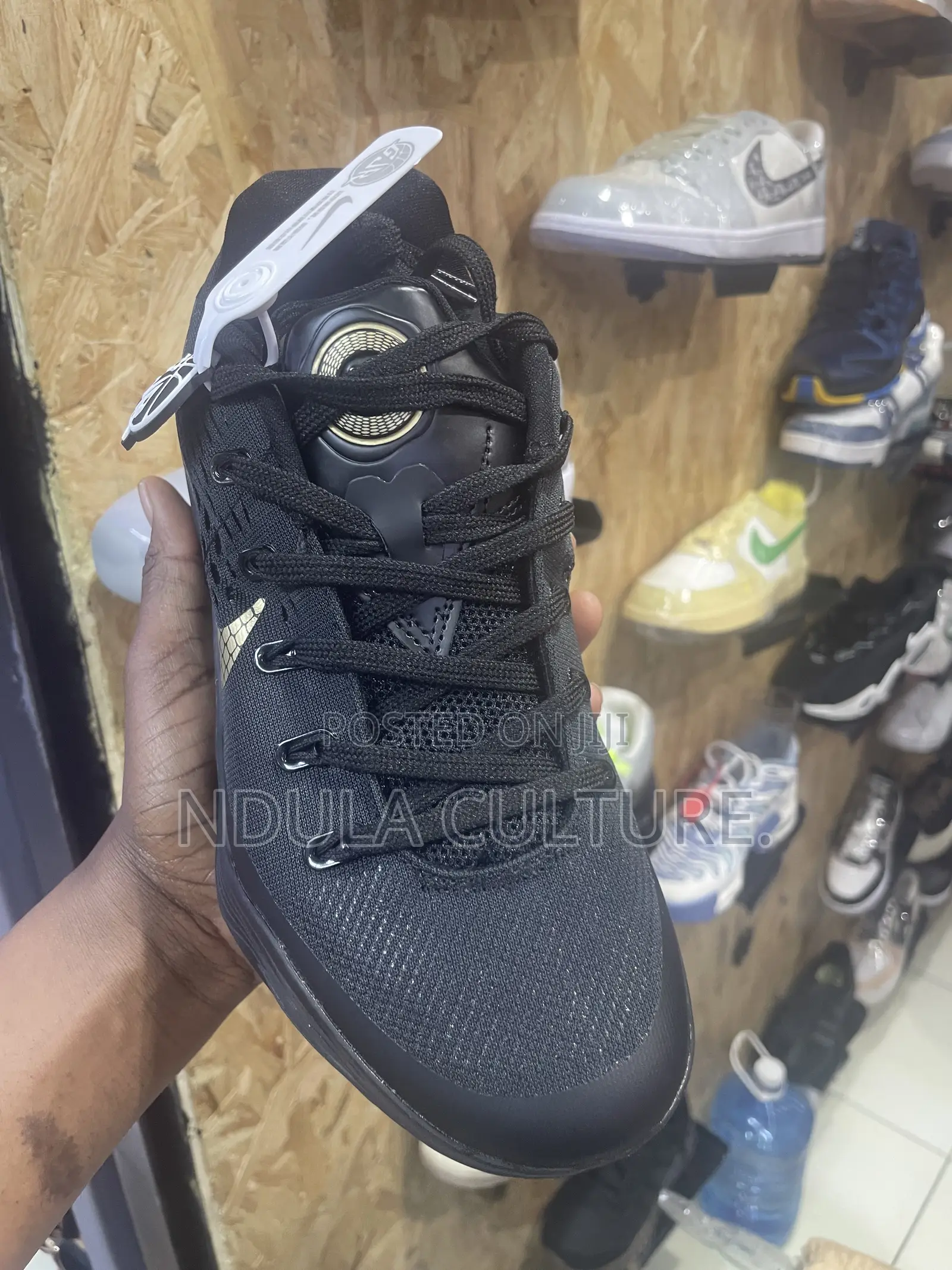 Nike Kobe 9 EM Low Protro