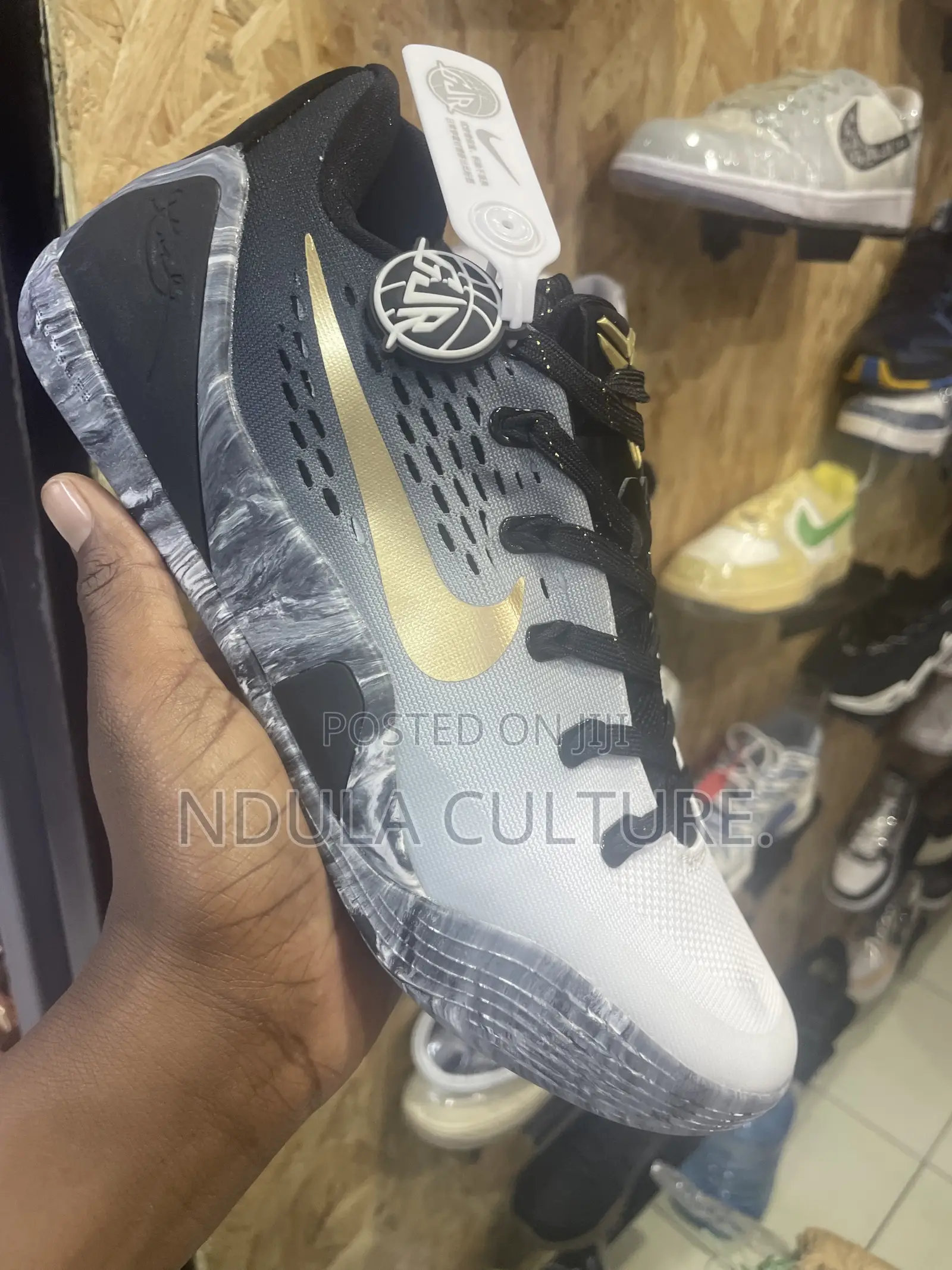 Nike Kobe 9 EM Low Protro