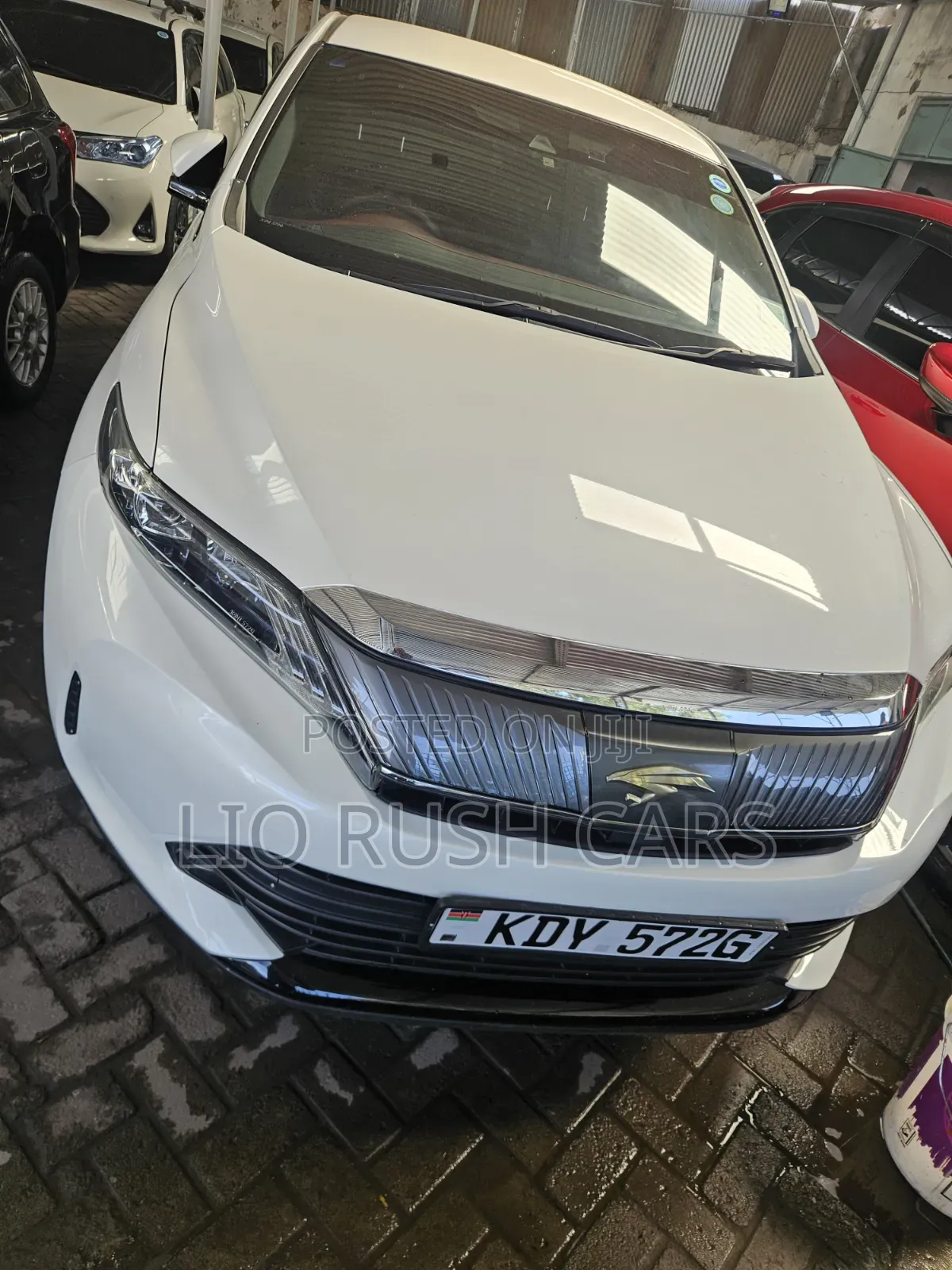 Toyota Harrier 2018 White
