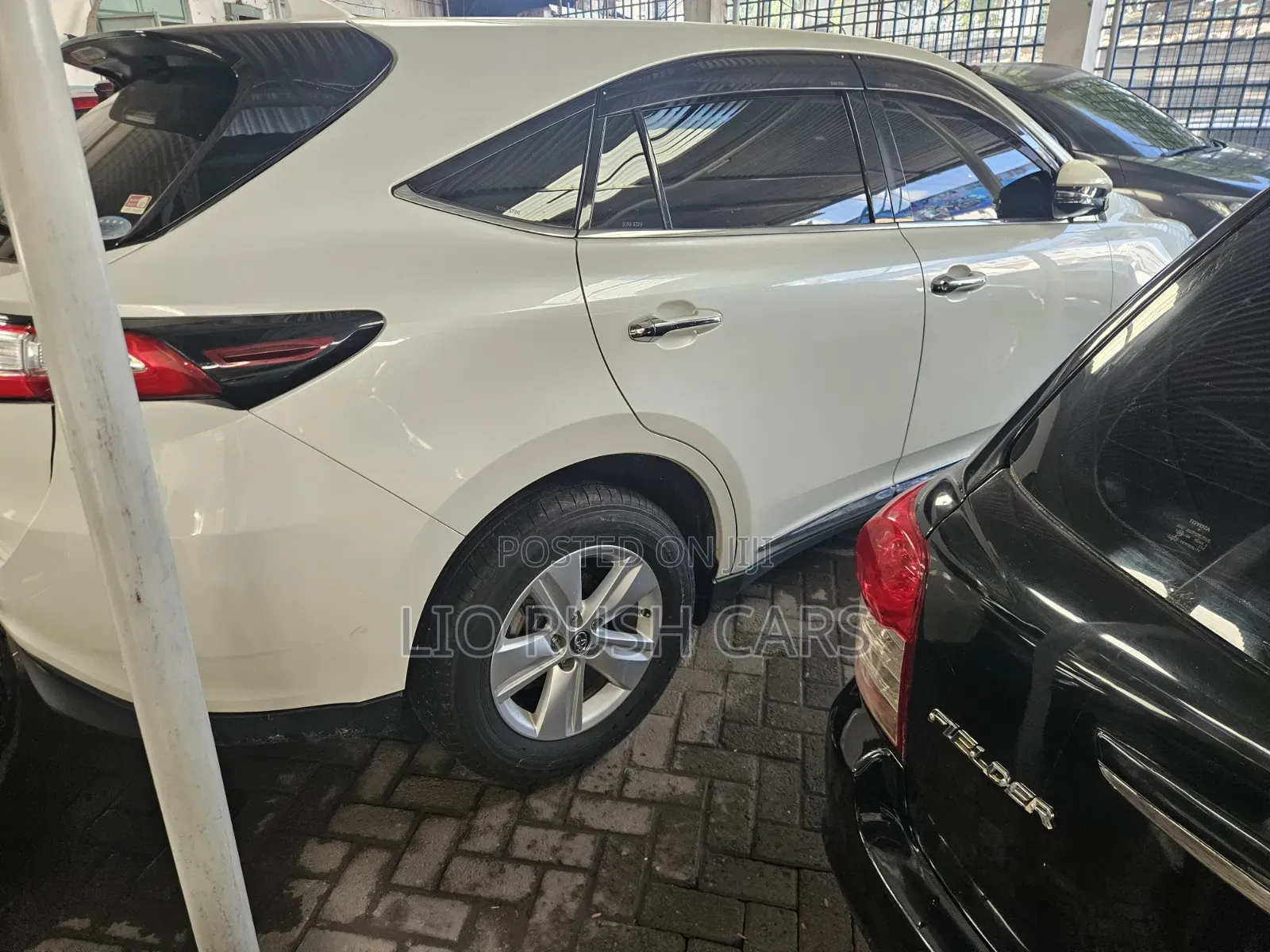 Toyota Harrier 2018 White