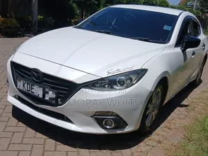 Mazda Axela SV Premium 2014 Pearl