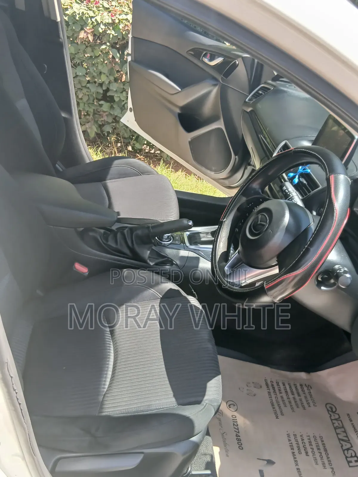 Mazda Axela SV Premium 2014 Pearl