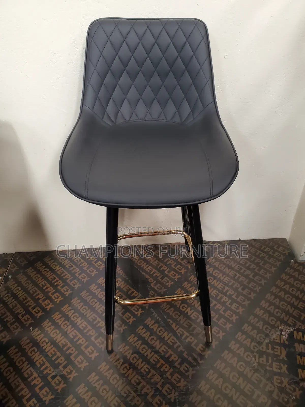 Black Diamond Quilted Swivel Barstool
