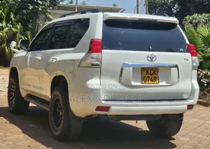 Toyota Land Cruiser Prado 2009 White