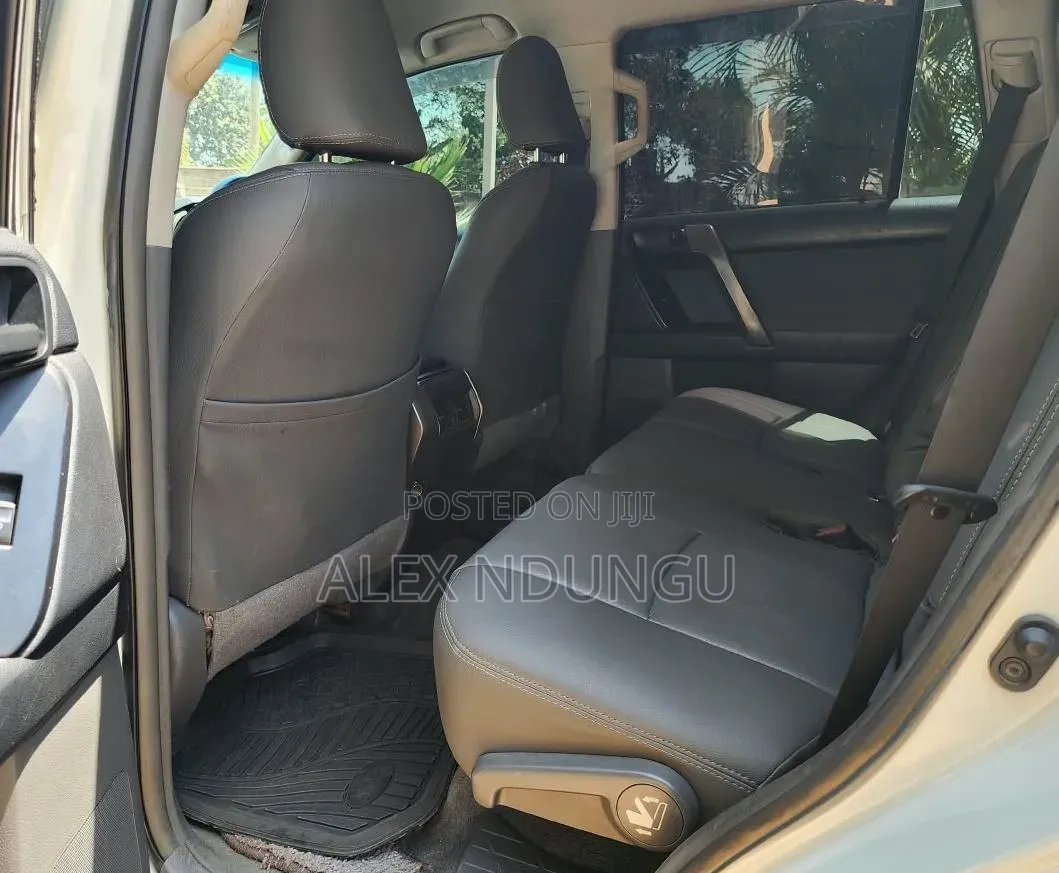 Toyota Land Cruiser Prado 2009 White