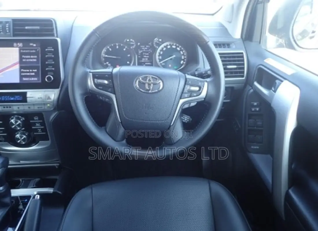 Toyota Land Cruiser Prado 2022 Black