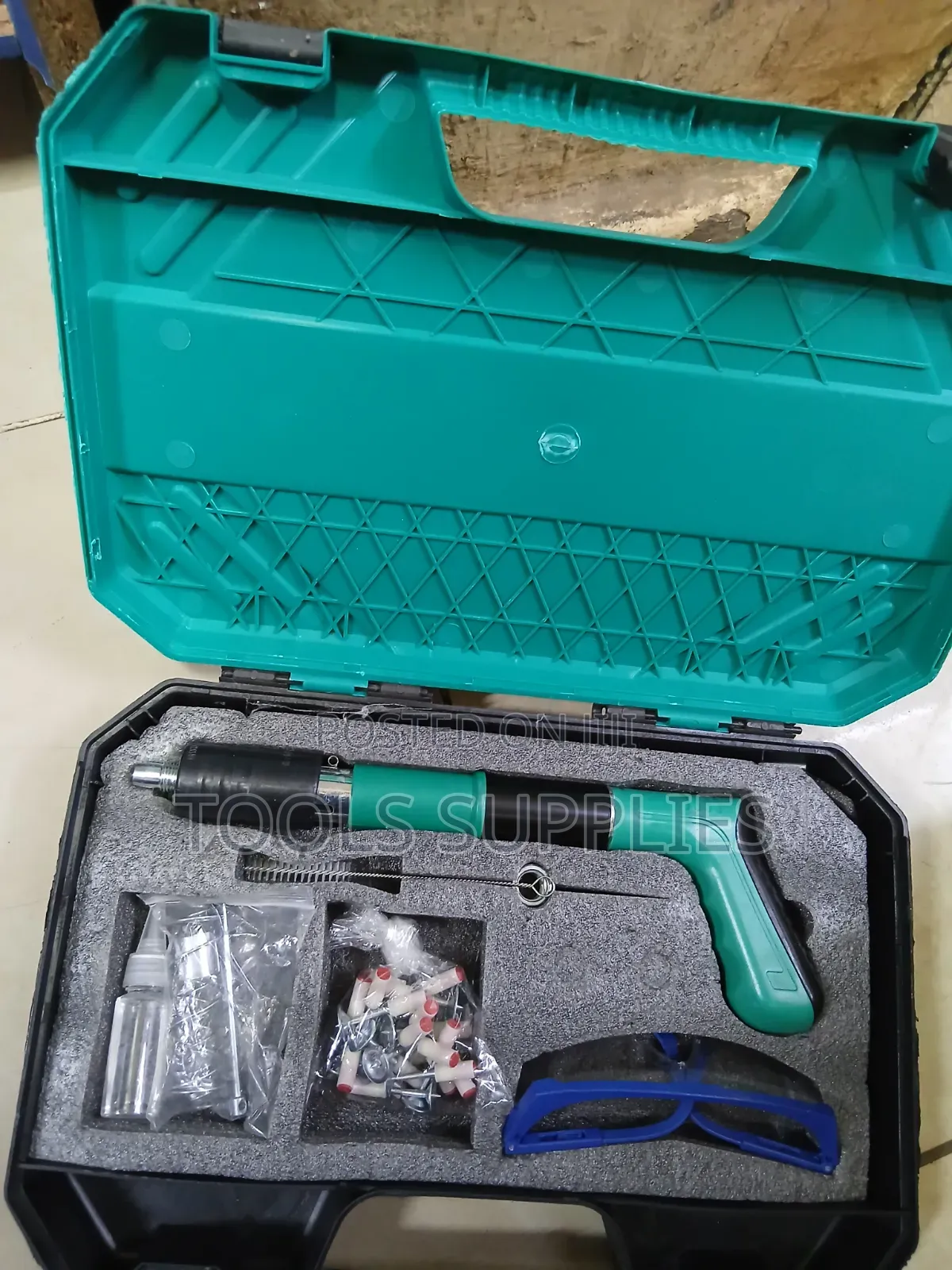 Manual Hand Nail Gun