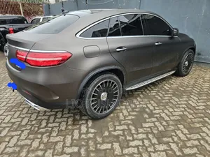Mercedes-Benz GLE-Class 2018 Gray