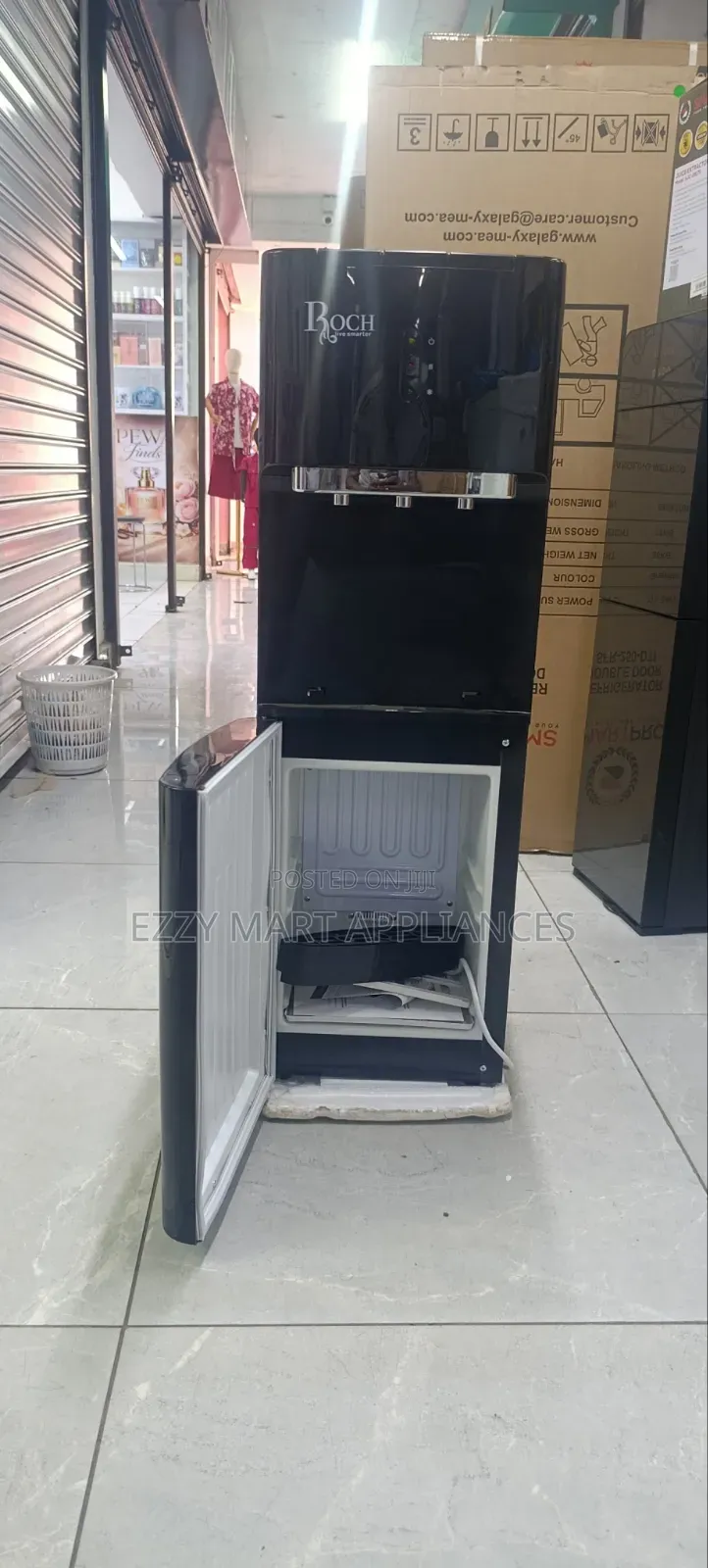 Roch Water Dispenser With Compressor