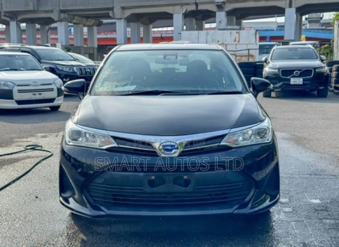 Toyota Axio 1.5 Hybrid 2WD 2020 Black