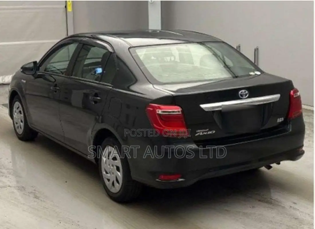 Toyota Axio 1.5 Hybrid 2WD 2020 Black