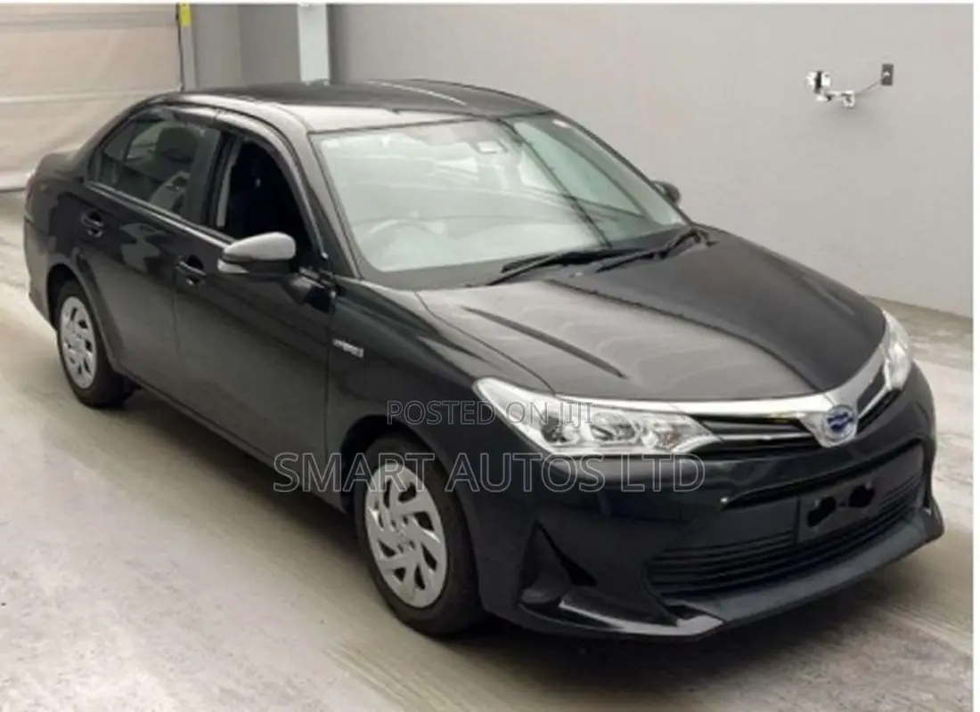 Toyota Axio 1.5 Hybrid 2WD 2020 Black