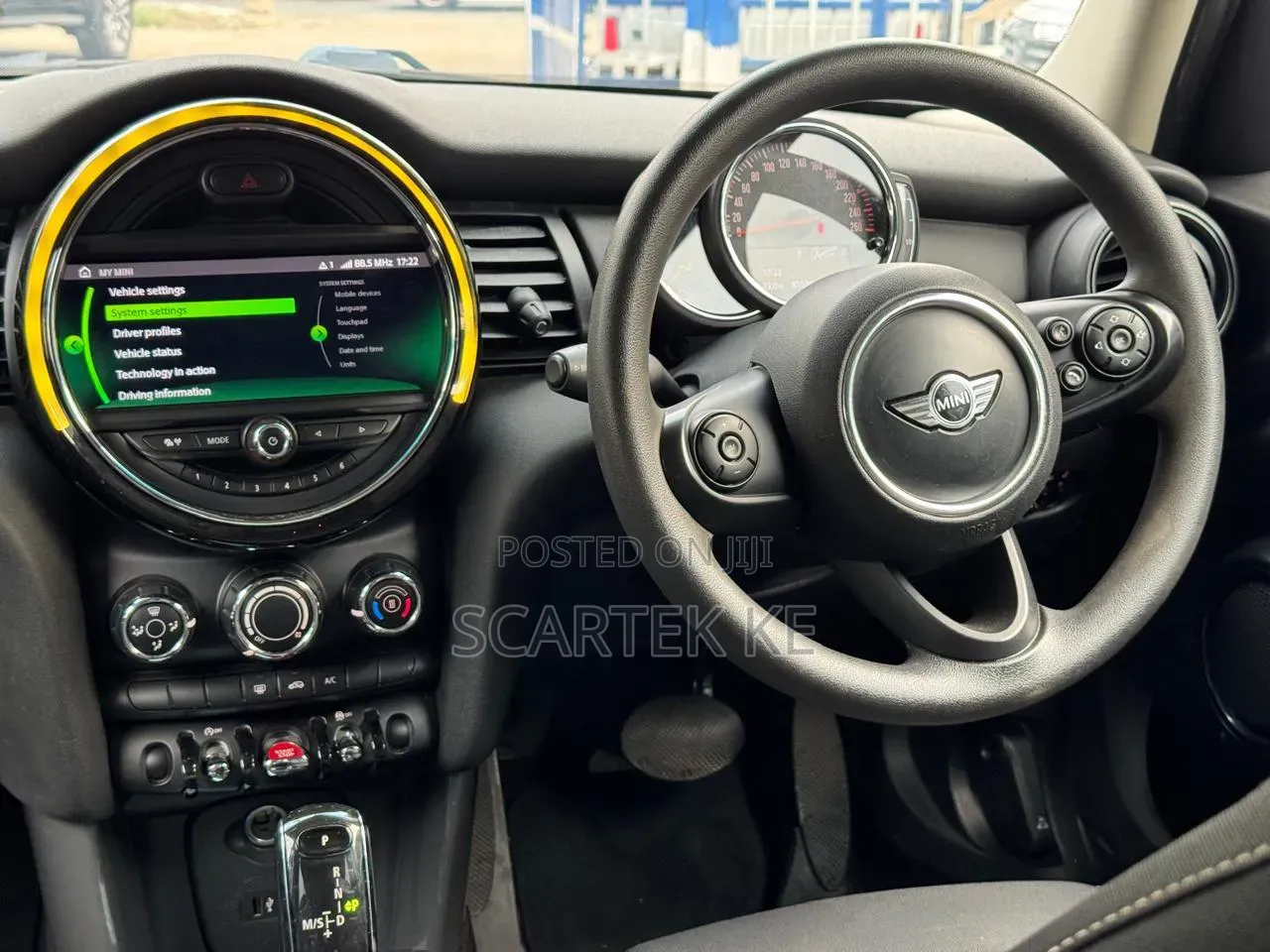 Mini Cooper 2019 Beige