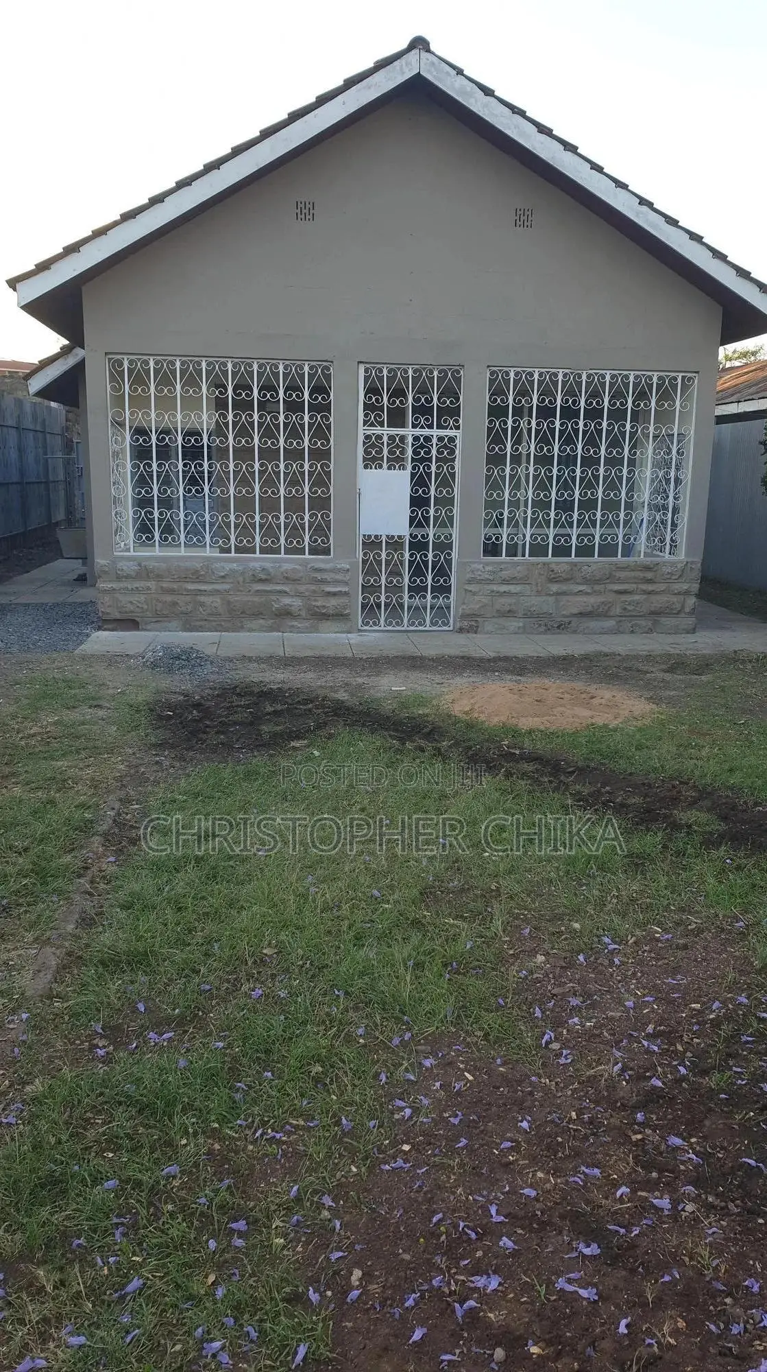 4bdrm Bungalow in Donholm, Caltex for sale
