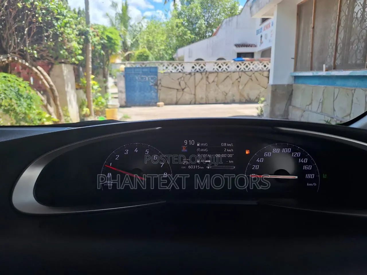 Toyota Sienta 1.5 AWD 2018 Brown
