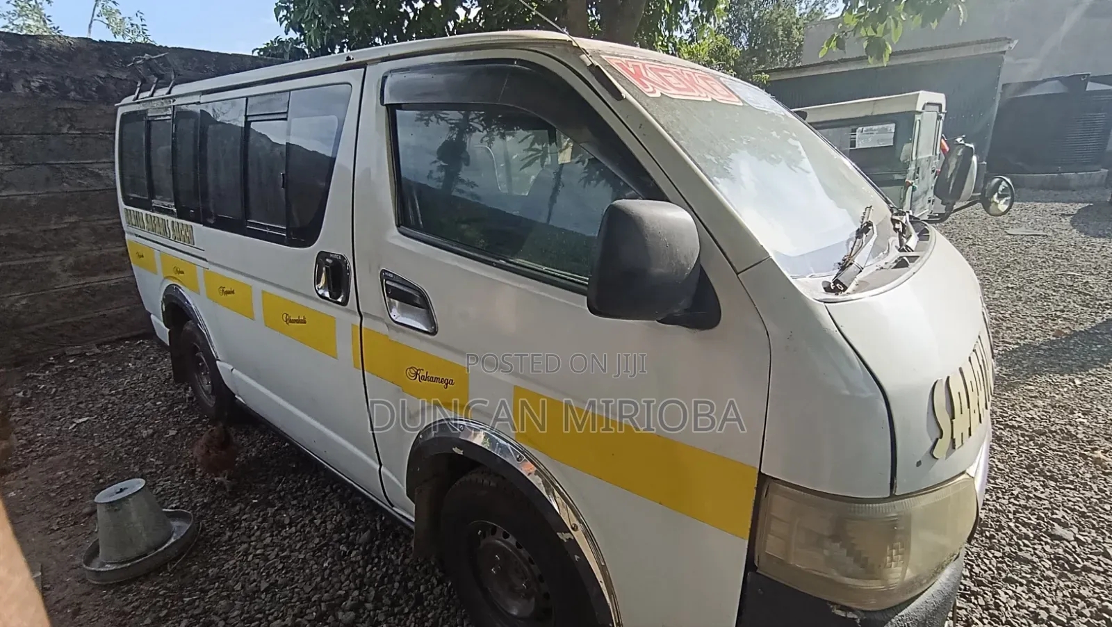 Toyota HiAce 2010 White