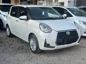 Toyota Passo 1.0 FWD 2020 Pearl
