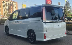 Toyota Noah 2019 White