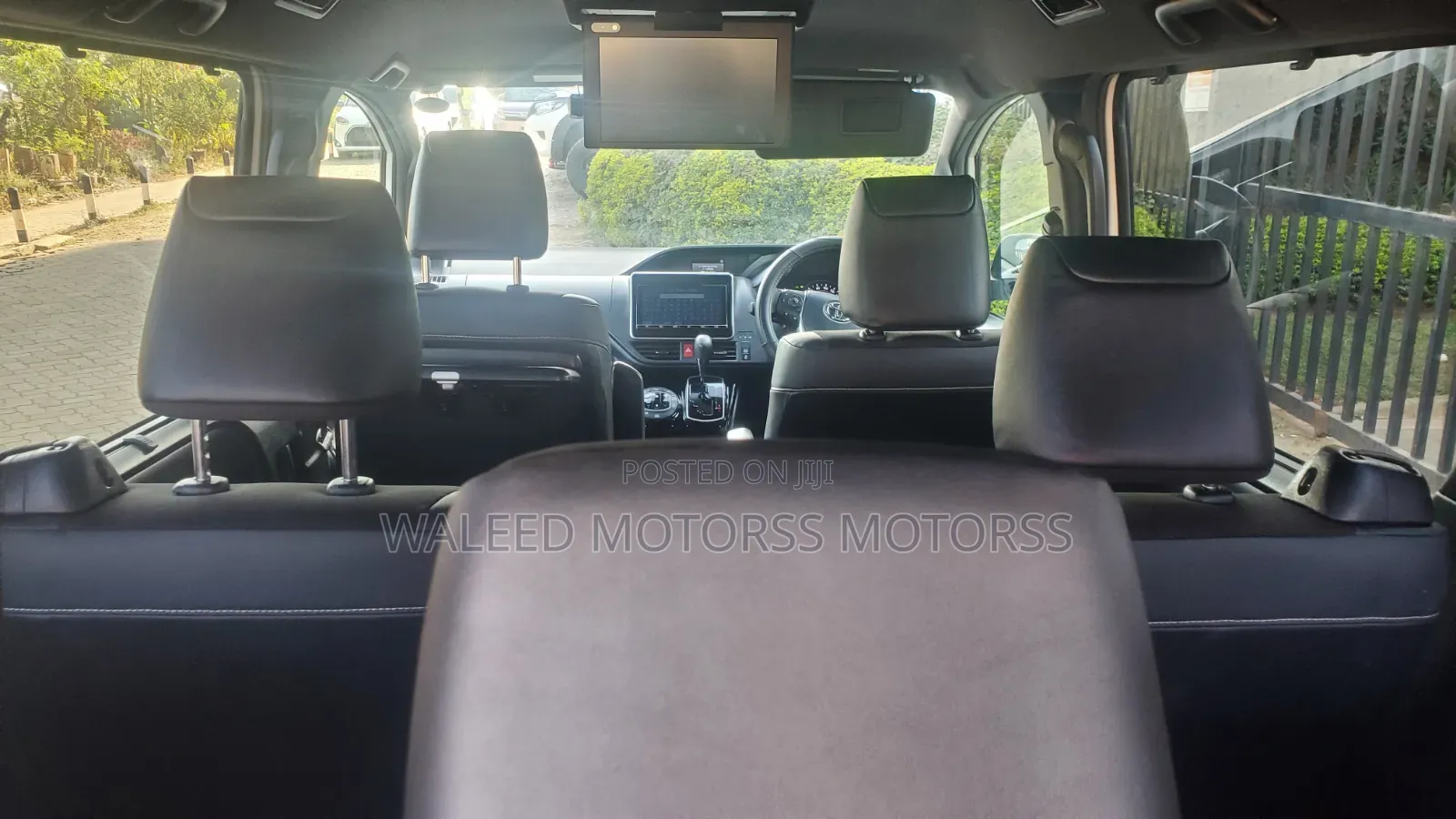 Toyota Noah 2019 White