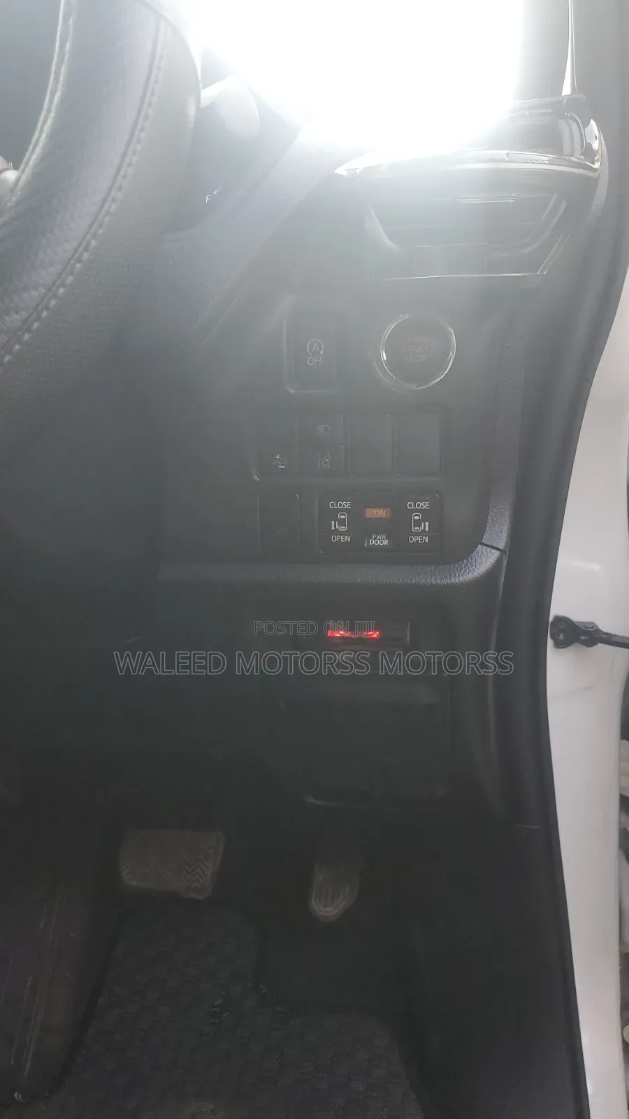 Toyota Noah 2019 White