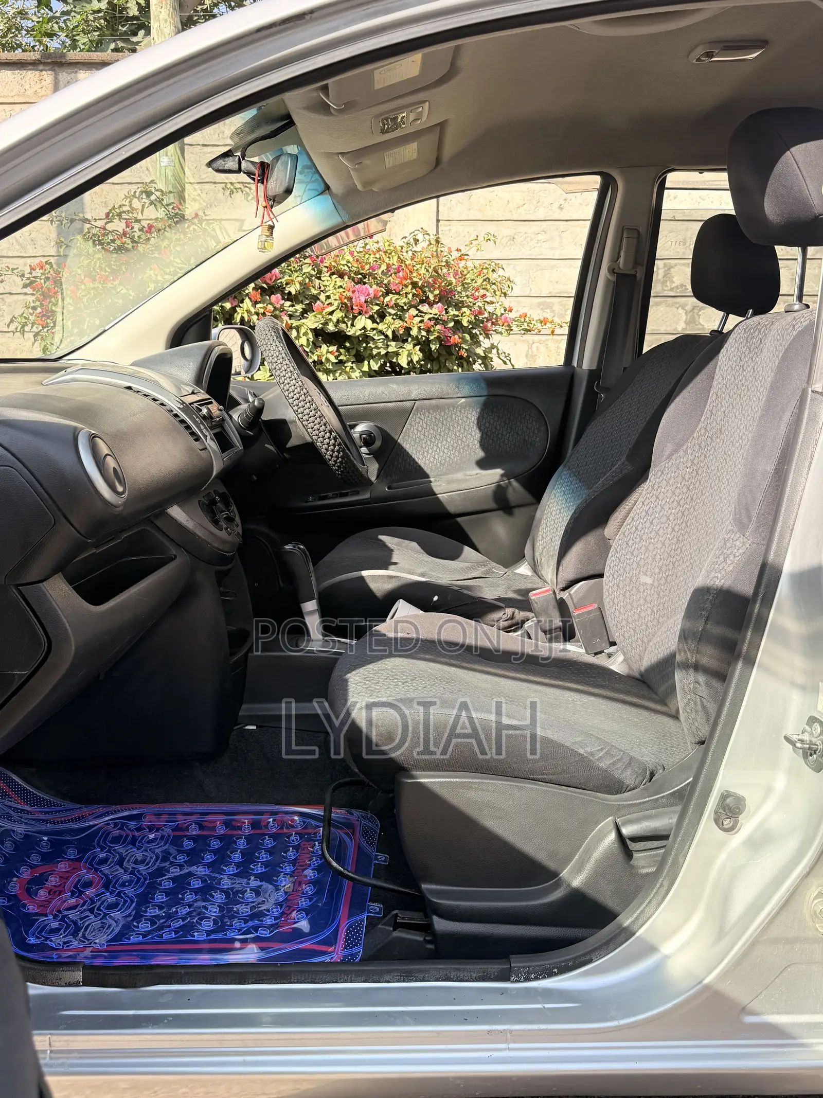 Nissan Note 2010 Silver