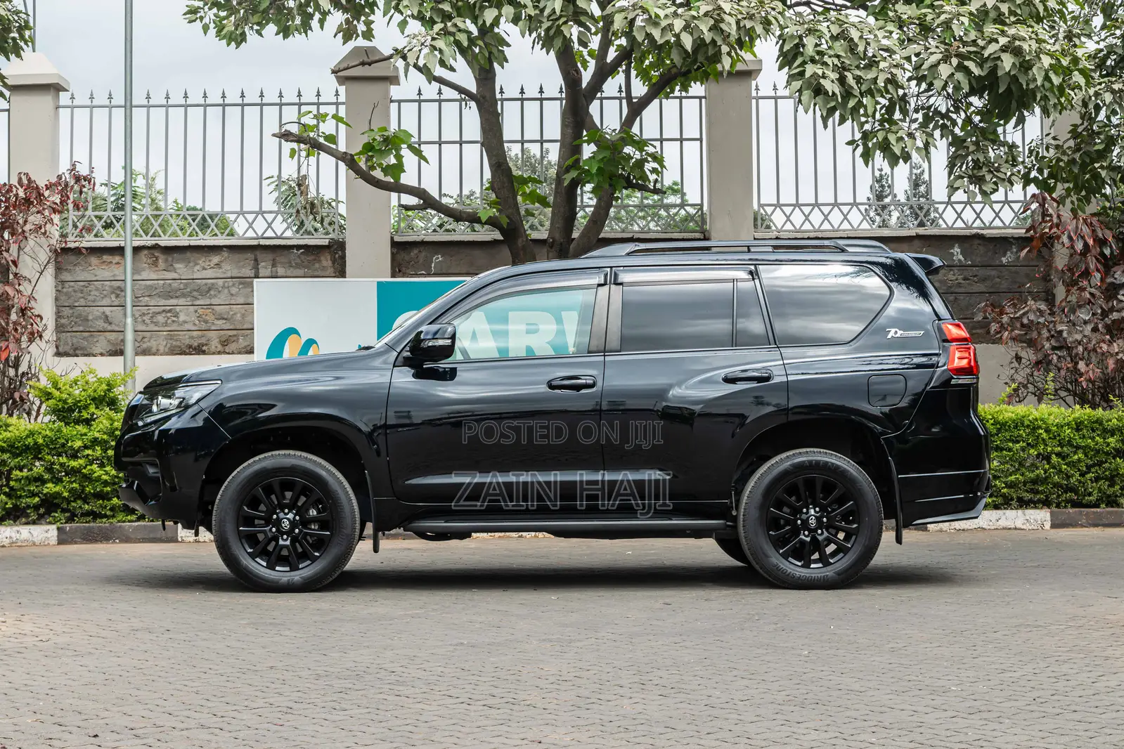 Toyota Land Cruiser Prado 2.7 2020 Black