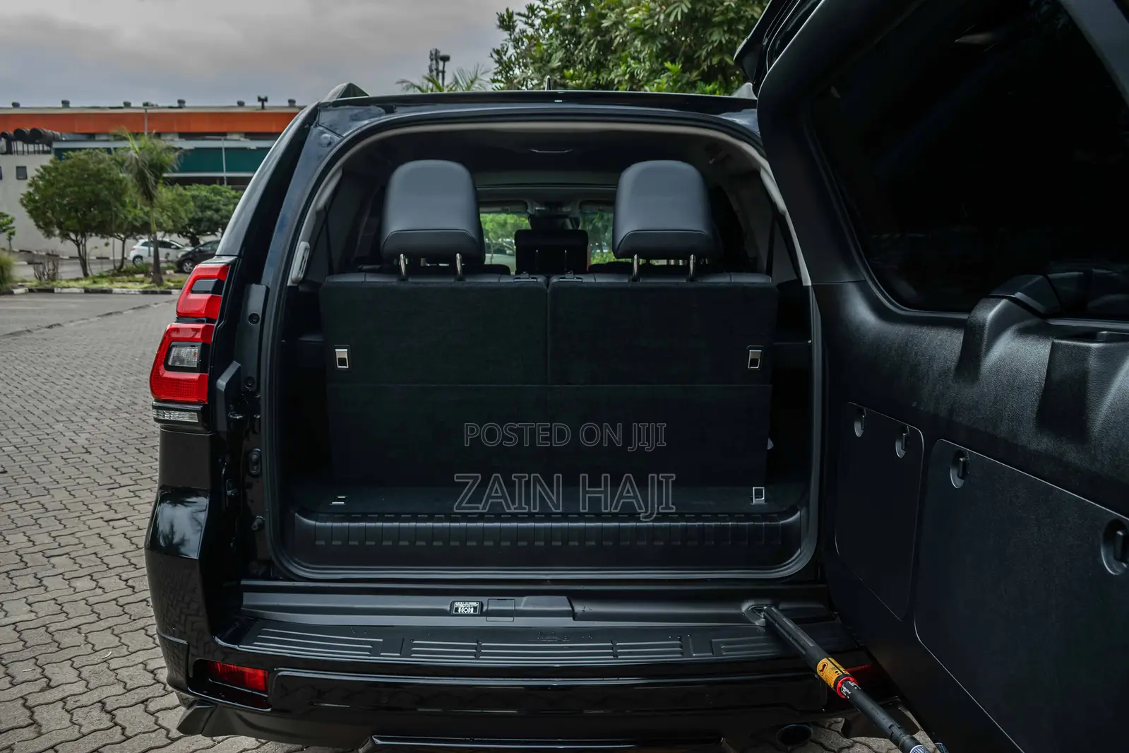Toyota Land Cruiser Prado 2.7 2020 Black