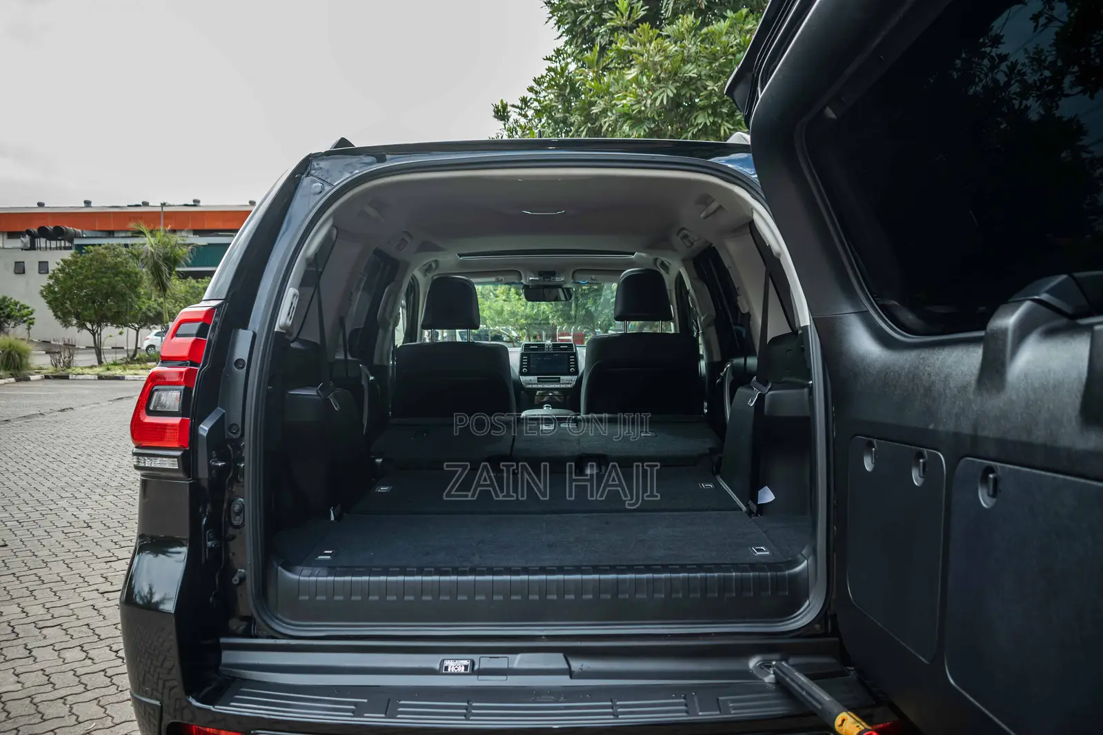 Toyota Land Cruiser Prado 2.7 2020 Black