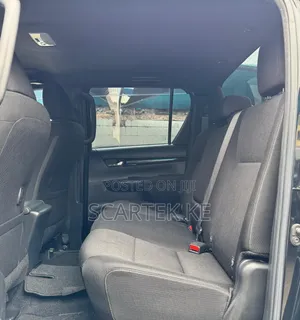 Toyota Hilux 2019 Black