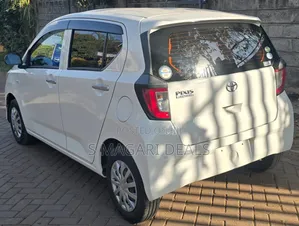 Toyota Pixis 2019 White