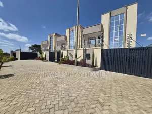 4bdrm House in Ngoingwa Estate for sale