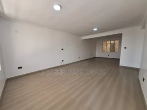 4bdrm House in Ngoingwa Estate for sale