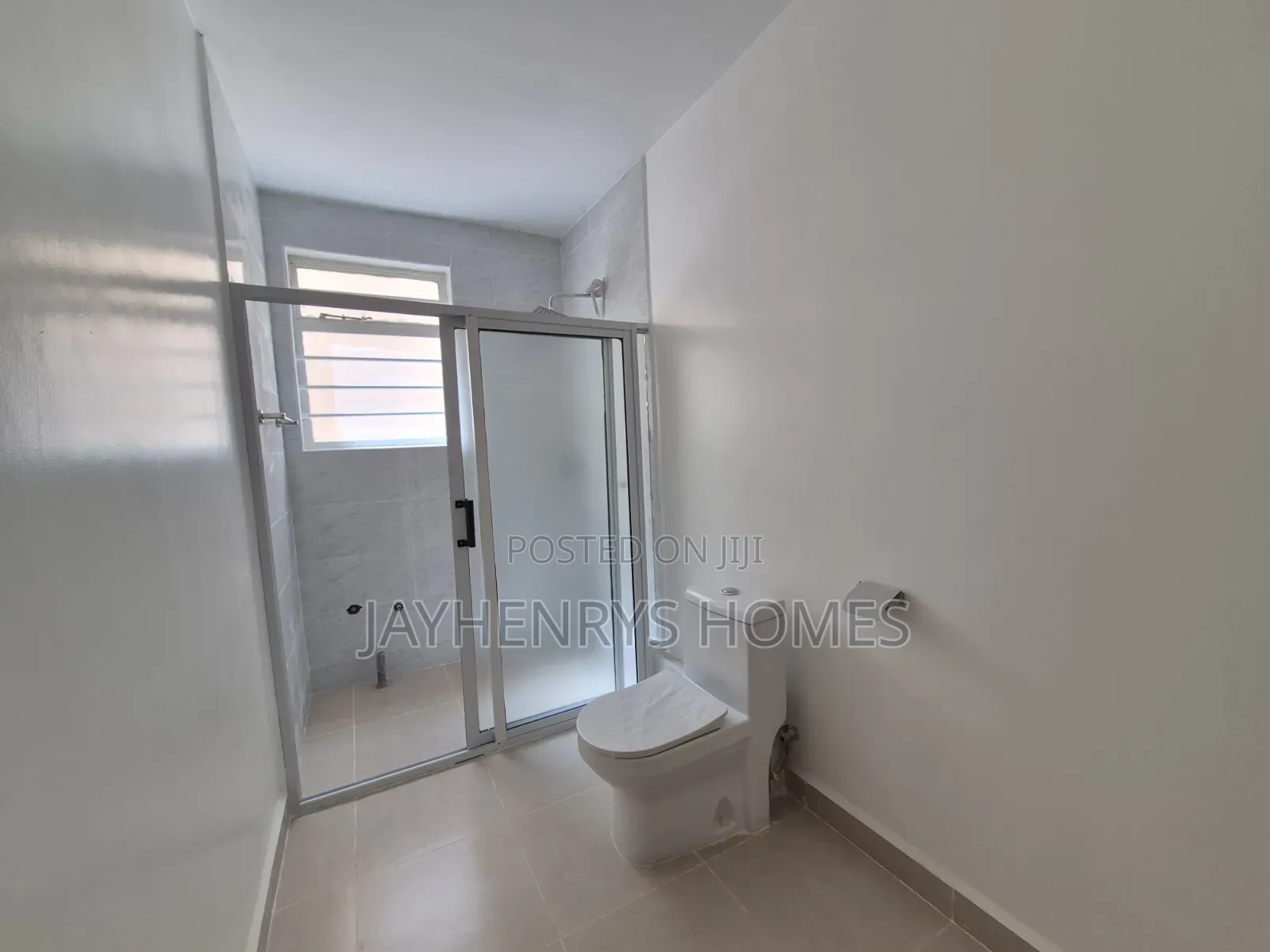 4bdrm House in Ngoingwa Estate for sale